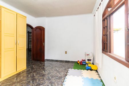 Casa à venda com 315m², 3 quartos e 4 vagasSuíte