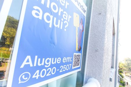 Apartamento à venda com 47m², 2 quartos e 1 vaga Apartamento à venda com 47m², 2 quartos e 1 vagaPlaca