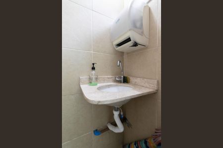 Casa à venda com 160m², 3 quartos e 4 vagasBanheiro de Serviço