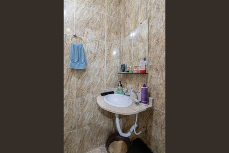 Casa à venda com 160m², 3 quartos e 4 vagasBanheiro Social