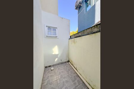 Casa para alugar com 50m², 1 quarto e 2 vagasLavanderia