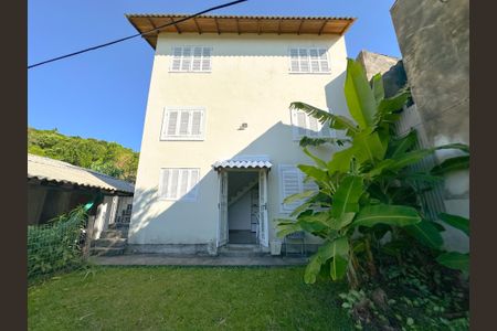 Casa para alugar com 50m², 1 quarto e 2 vagasFachada