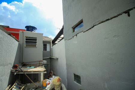 Casa para alugar com 50m², 1 quarto e 1 vaga Casa para alugar com 50m², 1 quarto e 1 vagaQuintal