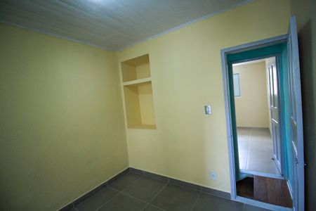 Casa para alugar com 50m², 1 quarto e 1 vaga Casa para alugar com 50m², 1 quarto e 1 vagaSuíte