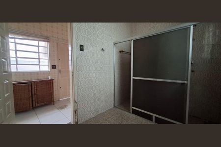 Casa à venda com 375m², 2 quartos e 3 vagasBanheiro