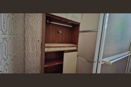 Casa à venda com 375m², 2 quartos e 3 vagasBanheiro