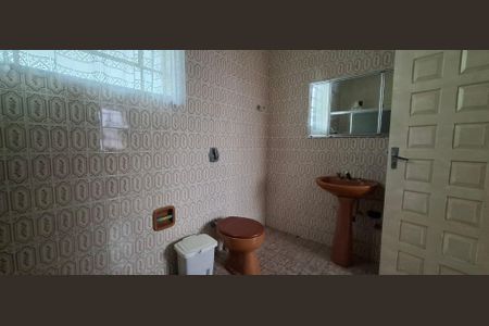 Casa à venda com 375m², 2 quartos e 3 vagasBanheiro