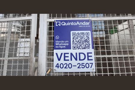 Casa à venda com 375m², 2 quartos e 3 vagasPlaquinha