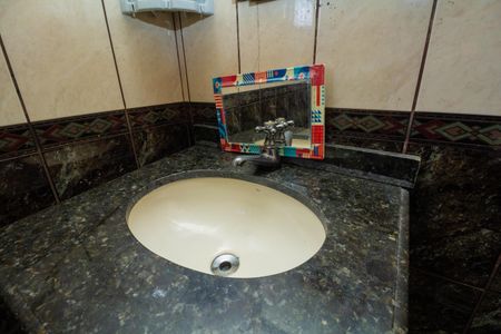 Casa à venda com 120m², 3 quartos e 1 vaga Casa à venda com 120m², 3 quartos e 1 vagaBanheiro da Suíte