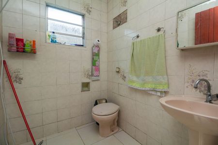 Casa à venda com 120m², 3 quartos e 1 vaga Casa à venda com 120m², 3 quartos e 1 vagaBanheiro