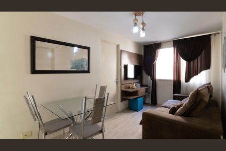 Apartamento à venda com 60m², 3 quartos e 1 vaga Apartamento à venda com 60m², 3 quartos e 1 vagaSala