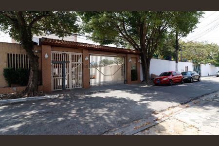 Apartamento à venda com 60m², 3 quartos e 1 vaga Apartamento à venda com 60m², 3 quartos e 1 vagaFachada