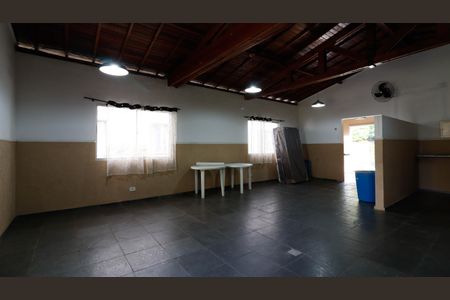 Apartamento à venda com 60m², 3 quartos e 1 vaga Apartamento à venda com 60m², 3 quartos e 1 vagaÁrea comum - Salão de festas