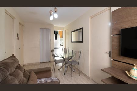 Apartamento à venda com 60m², 3 quartos e 1 vaga Apartamento à venda com 60m², 3 quartos e 1 vagaSala