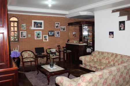 Casa à venda com 520m², 5 quartos e 3 vagasSala 01