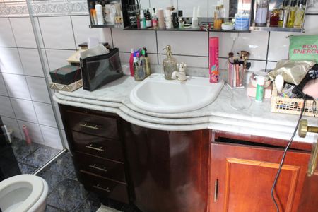 Casa à venda com 520m², 5 quartos e 3 vagasBanheiro da Suíte 1