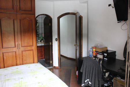 Casa à venda com 520m², 5 quartos e 3 vagasSuíte 1