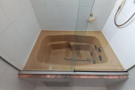 Apartamento à venda com 220m², 4 quartos e 2 vagasBanheiro da Suíte 3