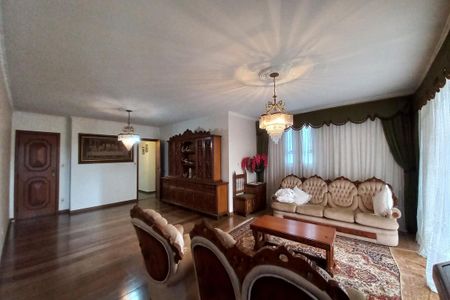 Apartamento à venda com 220m², 4 quartos e 2 vagasSala