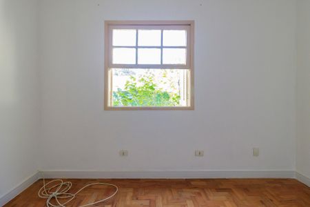 Casa à venda com 150m², 4 quartos e 1 vaga Casa à venda com 150m², 4 quartos e 1 vagaQuarto 4