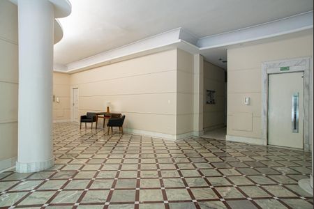 Apartamento à venda com 125m², 3 quartos e sem vagaÁrea comum - Hall Social