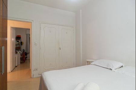 Apartamento à venda com 125m², 3 quartos e sem vagaQuarto 2