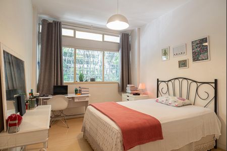 Apartamento à venda com 125m², 3 quartos e sem vagaQuarto 1