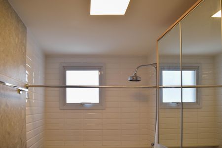 Apartamento à venda com 84m², 3 quartos e 2 vagas Apartamento à venda com 84m², 3 quartos e 2 vagasBanheiro Suíte