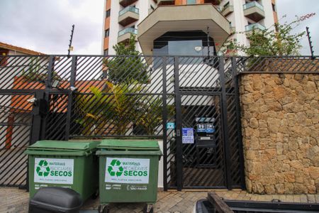 Apartamento à venda com 130m², 3 quartos e 4 vagasFachada e Placa