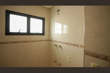 Apartamento à venda com 130m², 3 quartos e 4 vagasBanheiro da Suíte