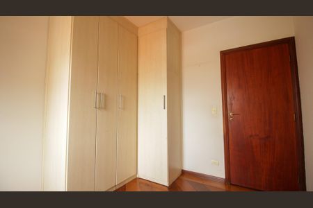 Apartamento à venda com 130m², 3 quartos e 4 vagasQuarto 2