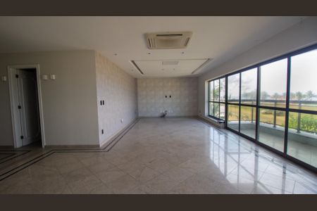 Apartamento à venda com 260m², 4 quartos e 3 vagasSala