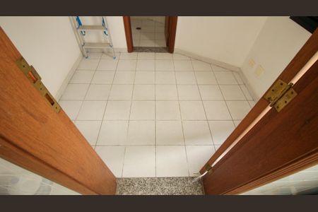 Apartamento à venda com 130m², 3 quartos e 5 vagas Apartamento à venda com 130m², 3 quartos e 5 vagasÁrea de Serviço (despensa)