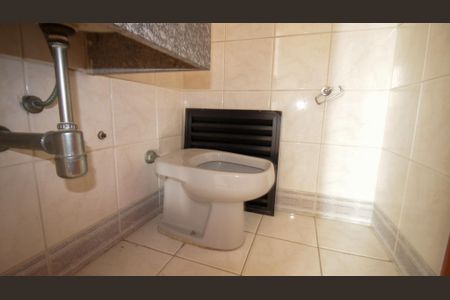 Apartamento à venda com 130m², 3 quartos e 5 vagas Apartamento à venda com 130m², 3 quartos e 5 vagasLavabo 1