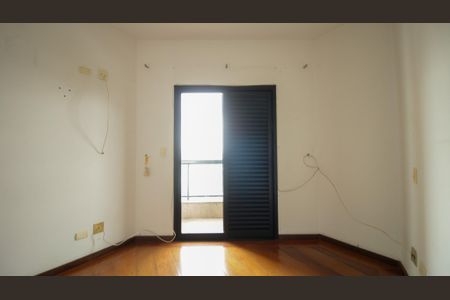 Apartamento à venda com 130m², 3 quartos e 5 vagas Apartamento à venda com 130m², 3 quartos e 5 vagasSuíte