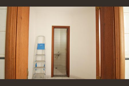 Apartamento à venda com 130m², 3 quartos e 5 vagas Apartamento à venda com 130m², 3 quartos e 5 vagasÁrea de Serviço (despensa)