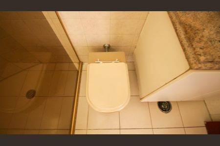 Apartamento à venda com 130m², 3 quartos e 5 vagas Apartamento à venda com 130m², 3 quartos e 5 vagasBanheiro da Suíte