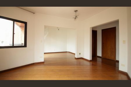 Apartamento à venda com 130m², 3 quartos e 5 vagas Apartamento à venda com 130m², 3 quartos e 5 vagasSala