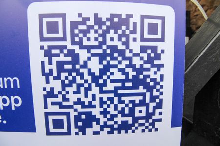 Apartamento à venda com 130m², 3 quartos e 5 vagas Apartamento à venda com 130m², 3 quartos e 5 vagasPlaquinha