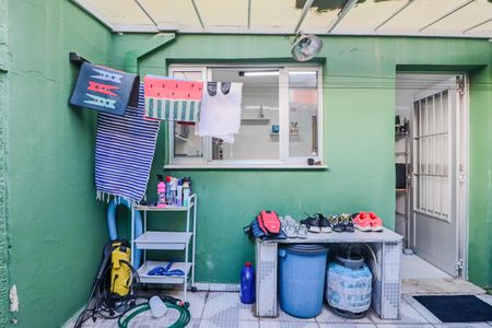 Casa à venda com 90m², 2 quartos e 2 vagas Casa à venda com 90m², 2 quartos e 2 vagasÁrea de Serviço