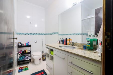 Casa à venda com 90m², 2 quartos e 2 vagas Casa à venda com 90m², 2 quartos e 2 vagasBanheiro