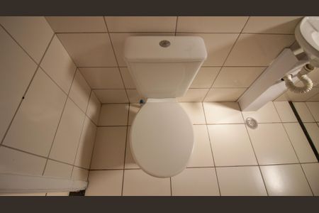 Apartamento à venda com 49m², 2 quartos e 1 vaga Apartamento à venda com 49m², 2 quartos e 1 vagaBanheiro Social