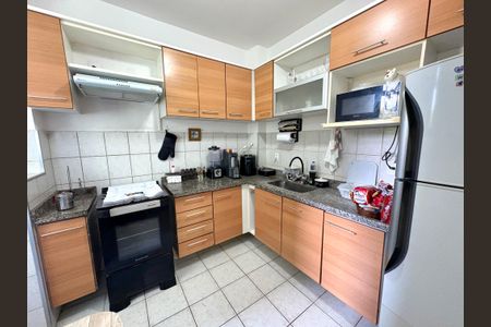 Apartamento à venda com 56m², 2 quartos e 1 vagaCozinha