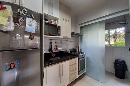 Apartamento à venda com 100m², 3 quartos e 2 vagas Apartamento à venda com 100m², 3 quartos e 2 vagasCozinha