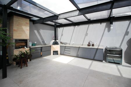 Casa à venda com 275m², 3 quartos e 4 vagasQuintal