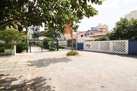 Casa à venda com 275m², 3 quartos e 4 vagasEntrada da vila