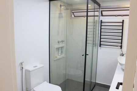 Apartamento à venda com 240m², 3 quartos e 3 vagasBanheiro 1
