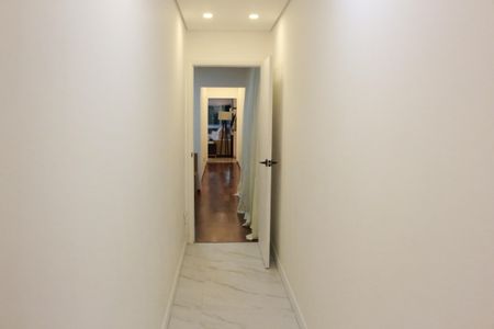 Apartamento à venda com 240m², 3 quartos e 3 vagasCorredor