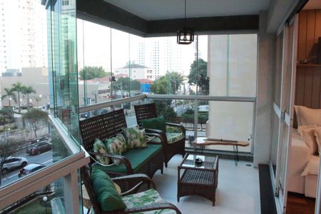 Apartamento à venda com 240m², 3 quartos e 3 vagasvaranda sala