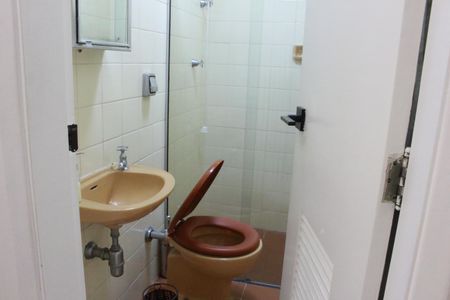 Apartamento à venda com 240m², 3 quartos e 3 vagasBanheiro de serviço